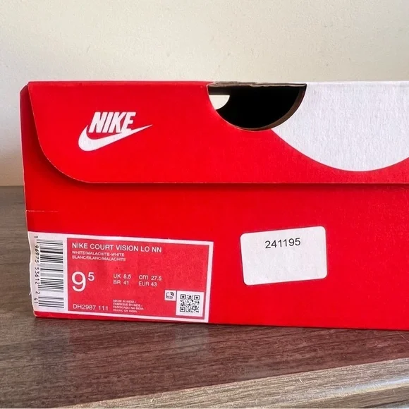 NIKE Court Vision Low Next Nature Men’s Shoe Size 9.5 #B1442